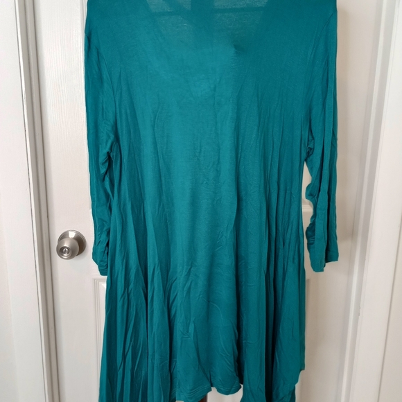 Lavanya Tunic - Picture 2 of 3